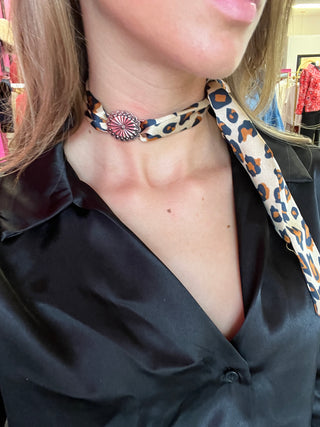 Bronze Concho Scarf Accesory