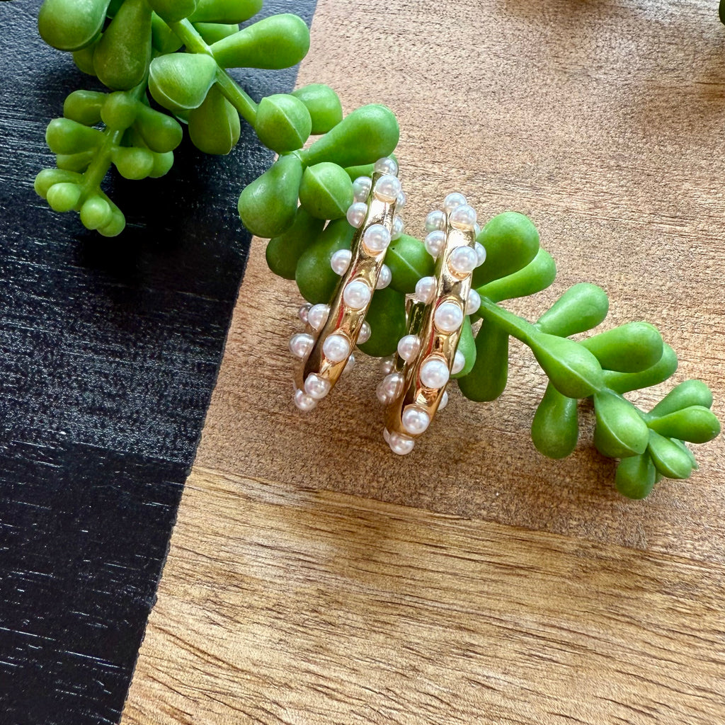 Gold & Pearl Sm Oval Hoop Earrings