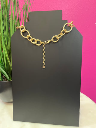 Gold Textured Big Circle Link Necklace