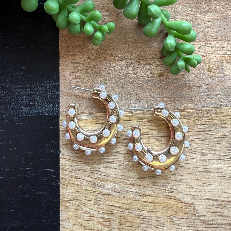 Gold & Pearl Sm Oval Hoop Earrings