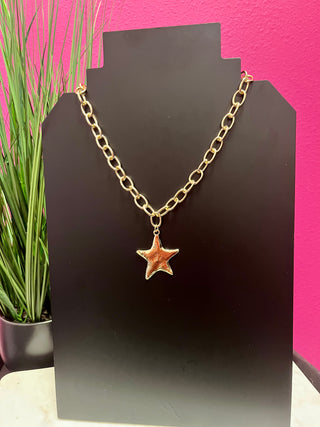 Shiny Gold Star & Chain Necklace