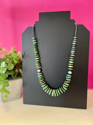 Bijoux Green Turquoise & 2 Silver Pearl Necklace