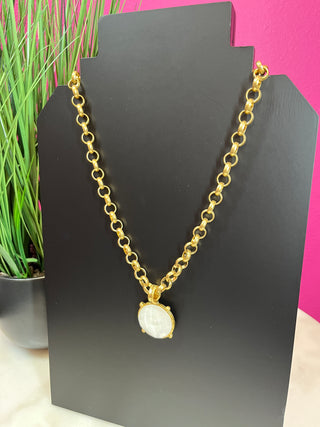 Juliet Ivory Gold Chain Link Necklace