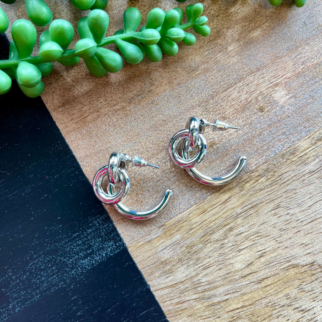 Silver Twist Circle Earrings - Water Resistant