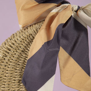 Round Woven Straw Purse