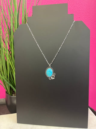 Faux Turquoise Oval & Flower Necklace