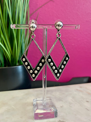 Silver Dot Diamond Earring