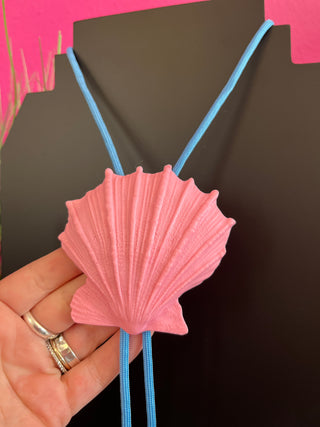 Pearlized Pink Seashell Bolo Necklace