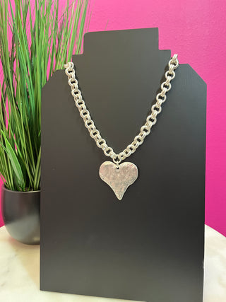 Silver Hammered Heart Link Necklace