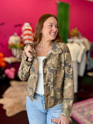 Animal Kingdom Camo Scarf Shajacket