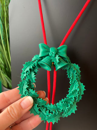 Christmas Wreath Bolo Necklace by Rahya