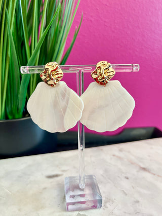 White Iridescent Shell & Gold Earring